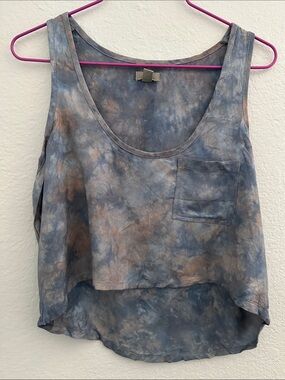 Ecote Tie-Dye Scoop Neck Crop Top in Blue and Brown
